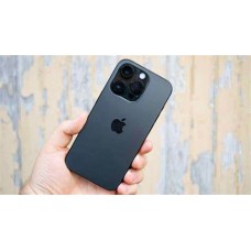 Apple iPhone 15